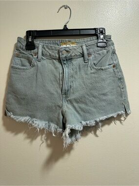 Goldie Blues Light Wash Frayed Hem Denim Shorts
